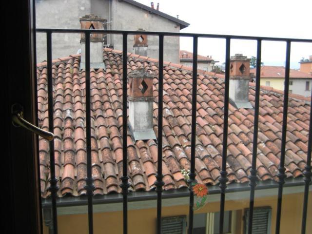 Apartamento Garibaldi 4 Loft Brescia Exterior foto